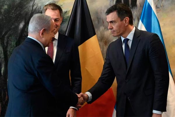 Pedro Sánchez se reúne con Netanyahu y blanquea el genocidio sionista