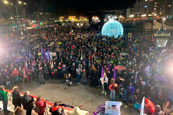 Éxito rotundo de la huelga general feminista en Euskal Herria