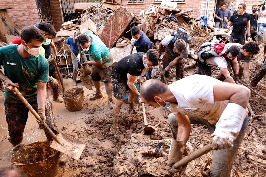 ¿Así que “solo el pueblo salva al pueblo” es de fachas? Una campaña despreciable contra la solidaridad de la juventud y la clase obrera