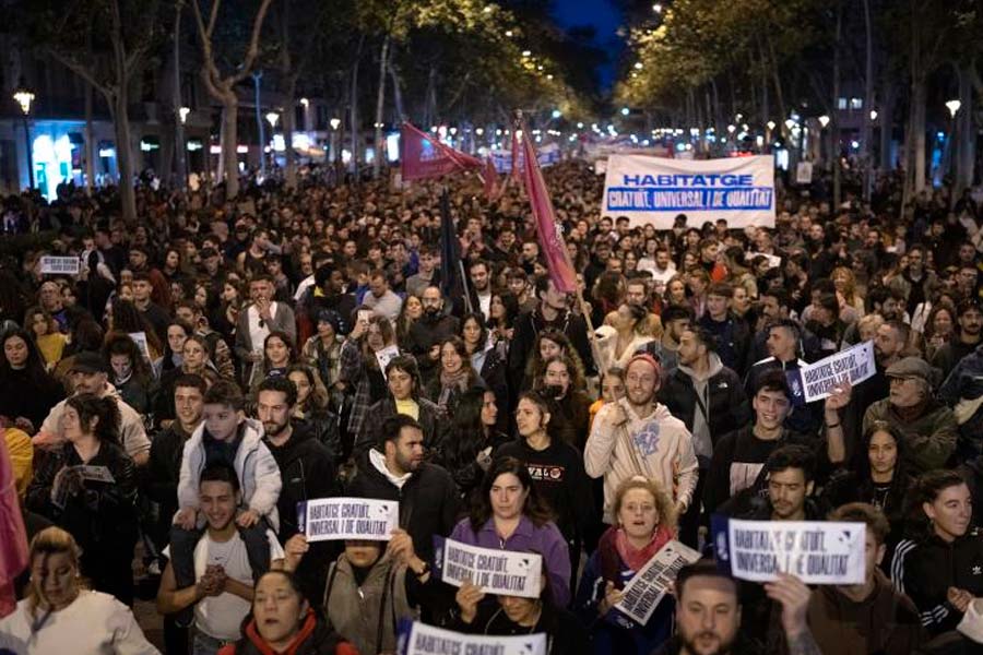 Manifestación histórica por la vivienda. Más de 300.000 personas desbordamos Barcelona al grito de ¡Se acabó!