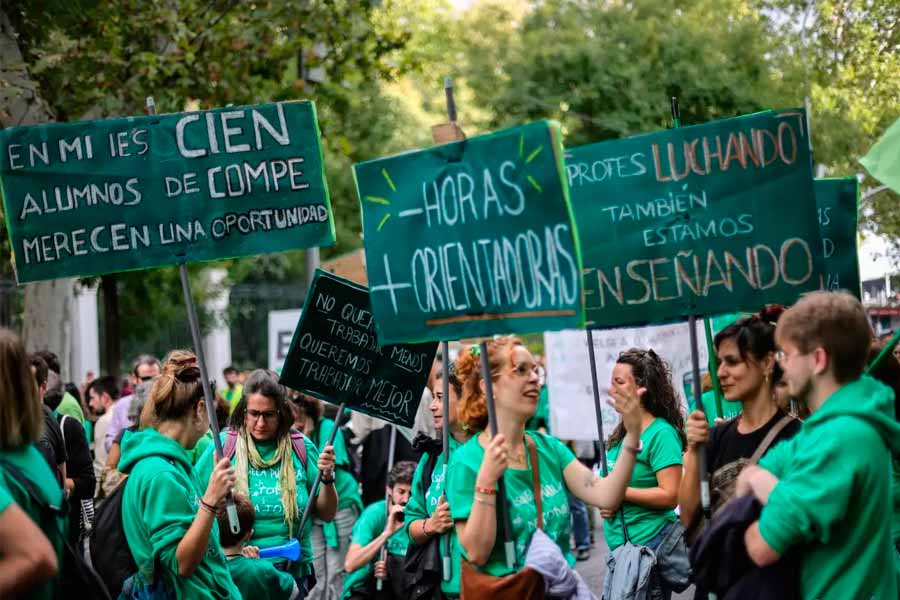 La lucha del profesorado vuelve a teñir Madrid de verde