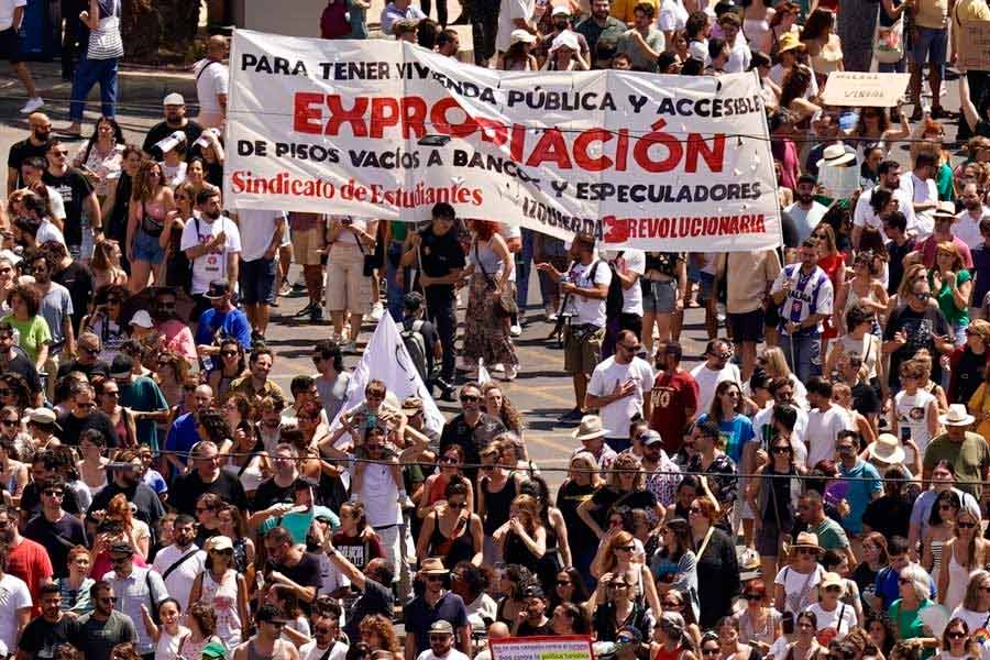 La vivienda es un derecho. Hay que acabar con el enriquecimiento de los caseros, rentistas y especuladores