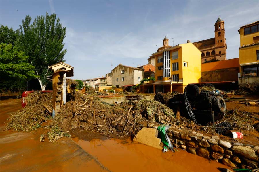 Afectados por la dana de València prestan su ayuda en Aragón