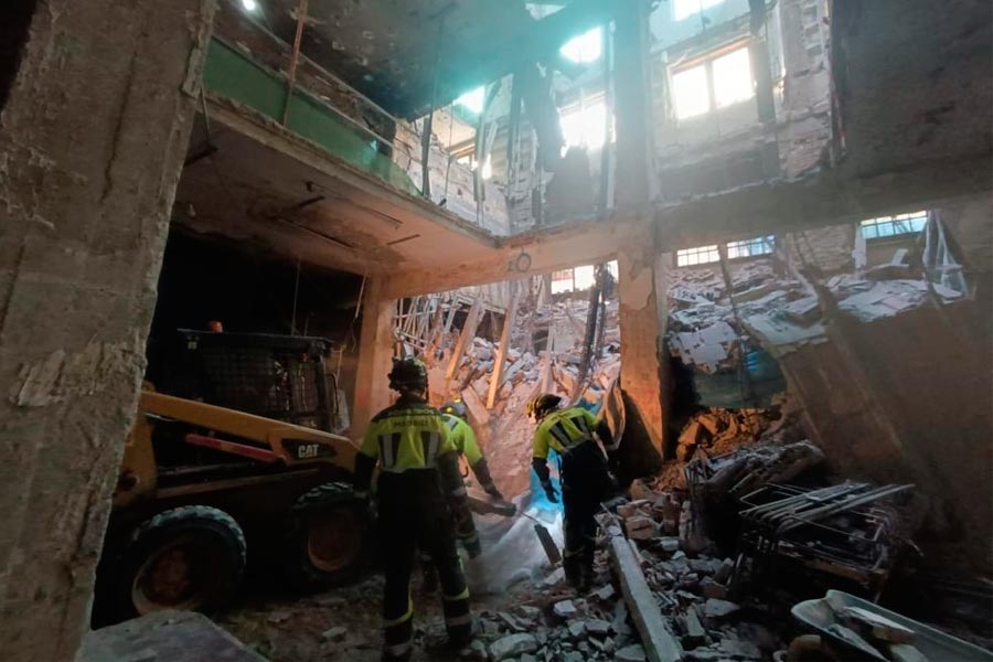 Un derrumbe en Madrid mata a cuatro trabajadores. ¡La patronal explotadora y racista, culpable!