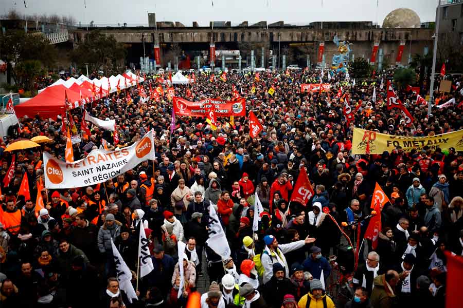 10 de septiembre: huelga general en Francia contra la austeridad y los recortes al grito de “Bloqueemos todo”