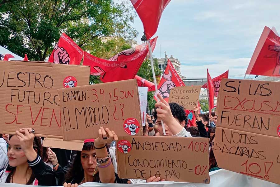 Ni notas ni corte, ni selectividad. Universidad 100% pública, gratuita y de calidad