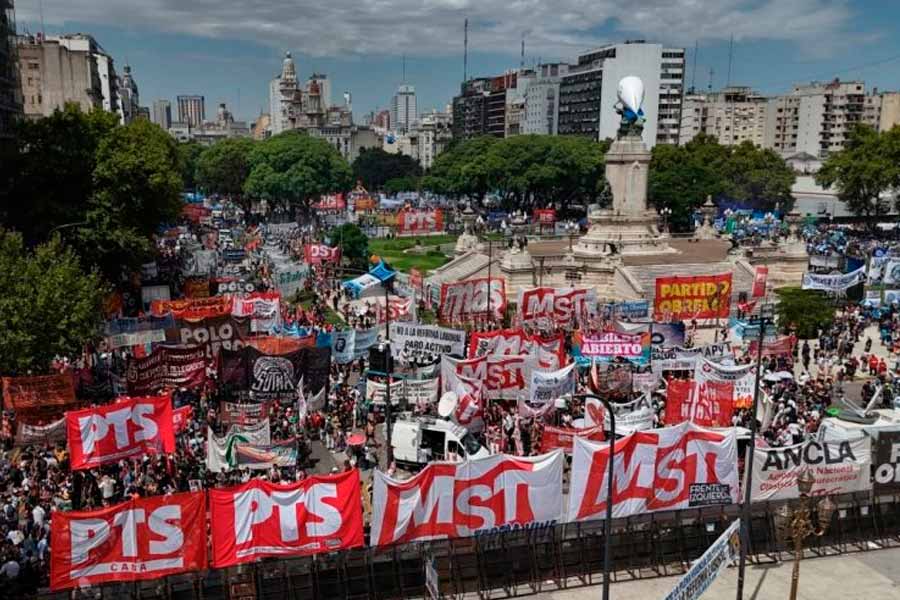 Argentina: La movilización social pone a Milei contra las cuerdas e impulsa a la izquierda combativa
