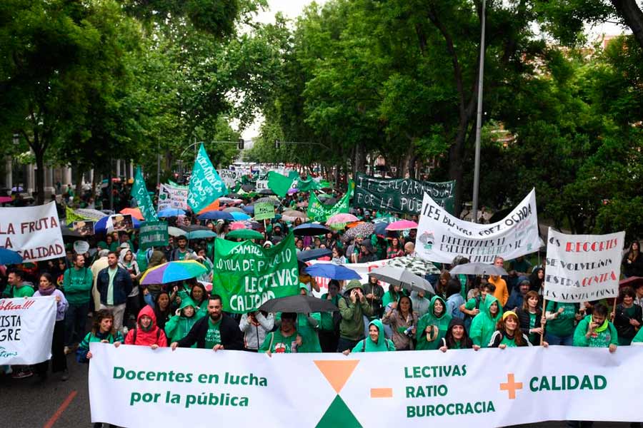 A por la huelga indefinida de docentes en la Comunidad de Madrid. ¡Basta de precariedad bajos salarios y recortes a la pública!
