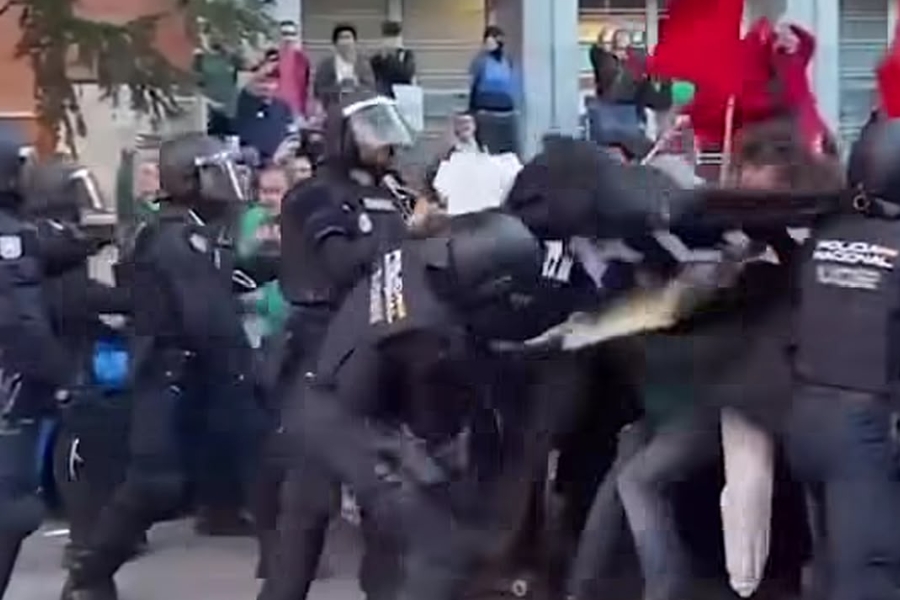  Huelga educativa masiva en Madrid y brutalidad policial contra los estudiantes