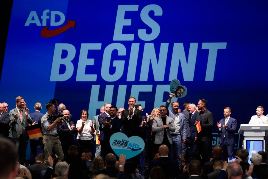 AfD arrasa en Sajonia-Anhalt y el Gobierno de Merz se hunde. ¿Qué hay detrás del auge del fascismo y cómo combatirlo?